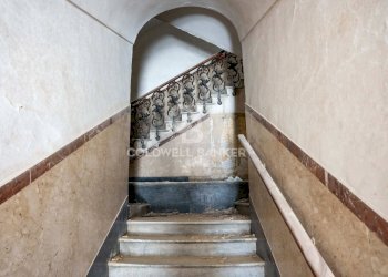 Foto 46 - Stable - Palace Via Roma
 
165 167 169, Caltagirone - photo 46
