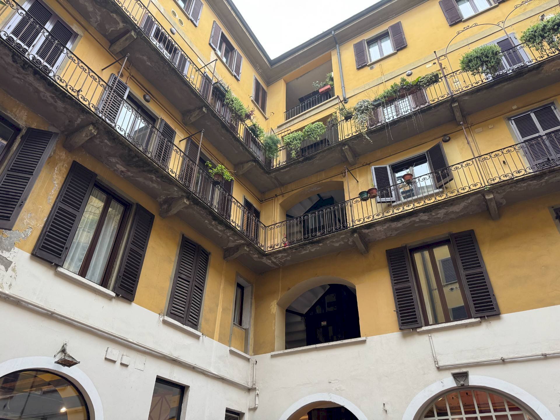 FACCIATA INTERNA - Bilocale corso di porta ticinese, Milano - foto 3