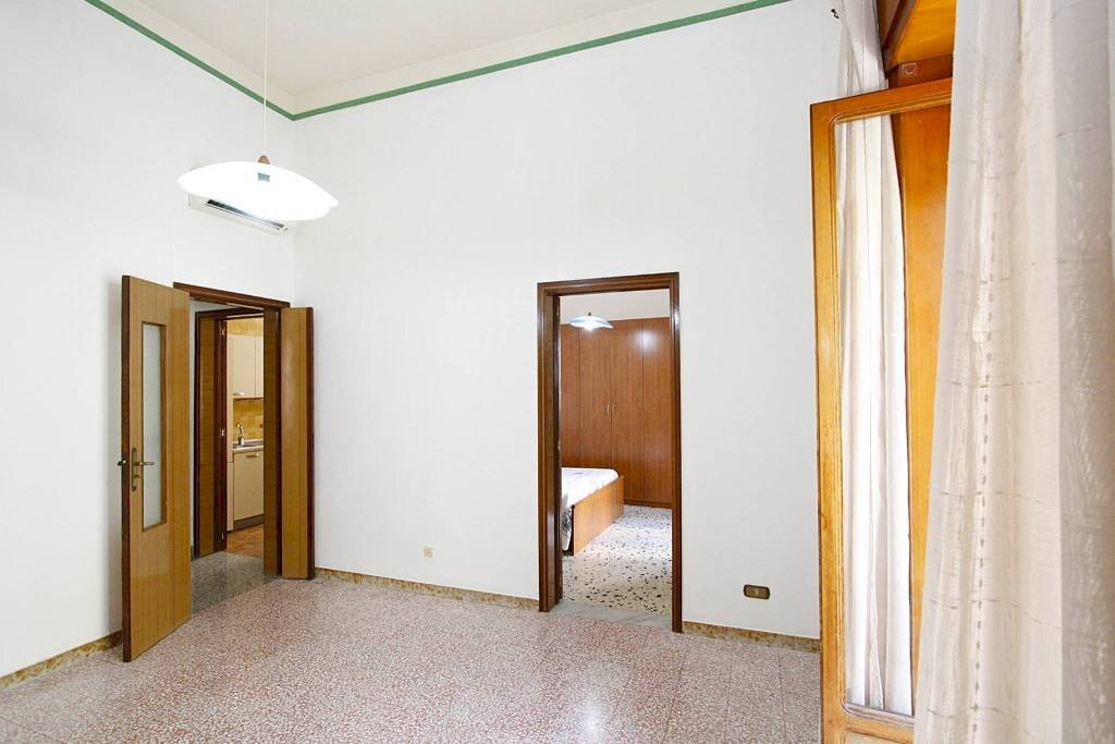 Stanza non arredata - Four-room apartment via Nizza, Parabita - photo 3