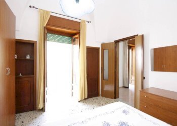 Camera da letto - Four-room apartment via Nizza, Parabita - photo 11