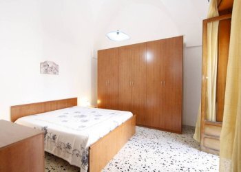 Camera da letto - Four-room apartment via Nizza, Parabita - photo 8