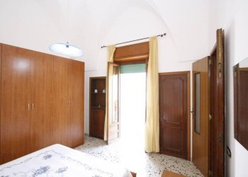 Camera da letto - Four-room apartment via Nizza, Parabita - photo 9