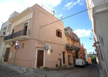 Facciata - Four-room apartment via Nizza, Parabita - photo 39