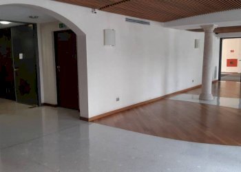 Interno palazzo - Box via Pietro Teulié, Milano - photo 1