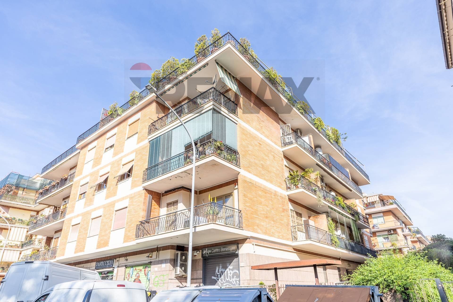Edificio all\'aperto - Three-room apartment Viale Tito Labieno
122, Roma - photo 3