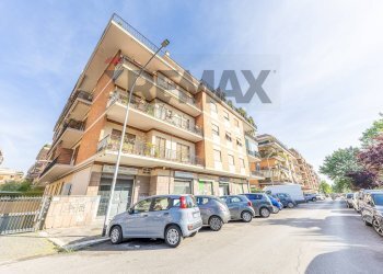 Edificio all\'aperto - Three-room apartment Viale Tito Labieno
122, Roma - photo 1