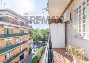 Balcone - Three-room apartment Viale Tito Labieno
122, Roma - photo 36