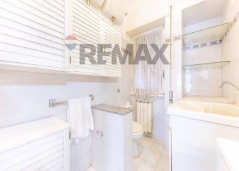 Bagno - Three-room apartment Viale Tito Labieno
122, Roma - photo 44