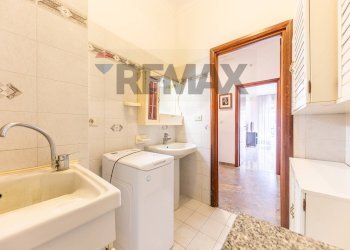 Bagno - Three-room apartment Viale Tito Labieno
122, Roma - photo 45