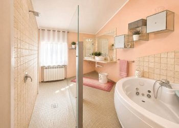 Bagno - Four-room apartment via Milanesio di Coassolo, 11, Carmagnola - photo 8