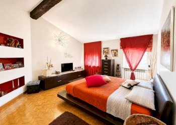 Camera da letto - Four-room apartment via Milanesio di Coassolo, 11, Carmagnola - photo 19