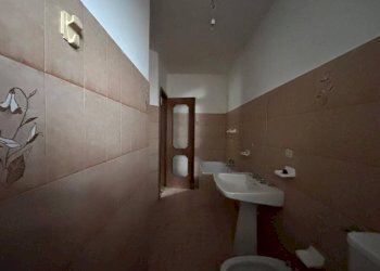 Bagno - Two-room apartment via Selene, Carrù - photo 13
