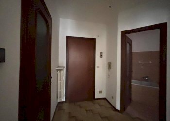 Ingresso - Two-room apartment via Selene, Carrù - photo 14