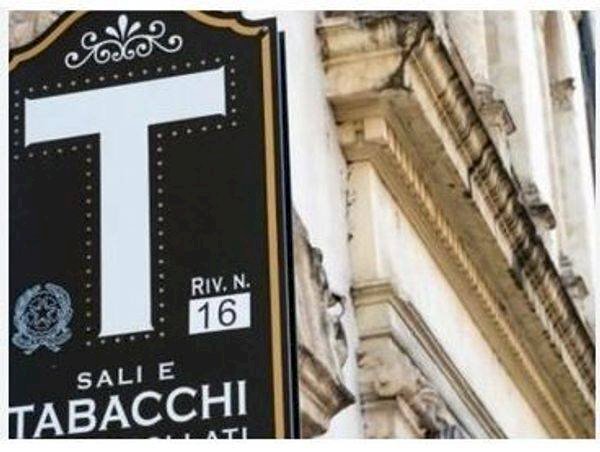 Foto 1 - Attività Commerciale Via Pigna, Napoli - foto 1