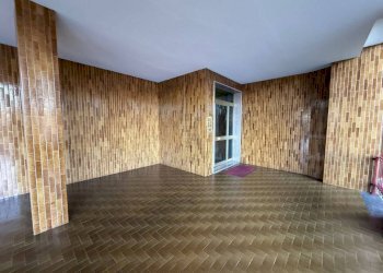 Terrazzo - Four-room apartment via Giordano Bruno, 12, Moncalieri - photo 3