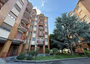 Facciata - Four-room apartment via Giordano Bruno, 12, Moncalieri - photo 4
