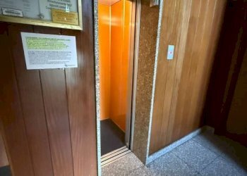 Ascensori - Four-room apartment via Giordano Bruno, 12, Moncalieri - photo 5
