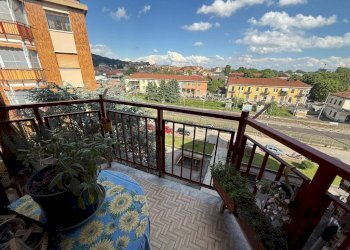 Balcone - Four-room apartment via Giordano Bruno, 12, Moncalieri - photo 15
