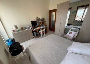 Camera da letto - Four-room apartment via Giordano Bruno, 12, Moncalieri - photo 20