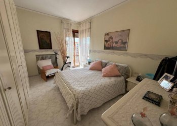 Camera da letto - Four-room apartment via Giordano Bruno, 12, Moncalieri - photo 23
