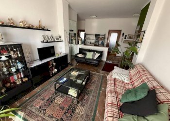 Salone - Four-room apartment via Giordano Bruno, 12, Moncalieri - photo 27
