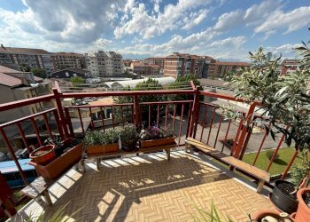 Balcone - Four-room apartment via Giordano Bruno, 12, Moncalieri - photo 47