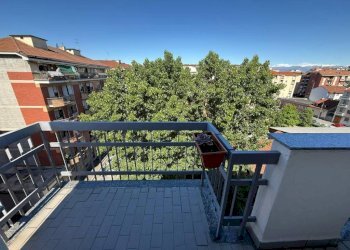 Terrazzo - Bilocale via Giovanni Poggio, 12, Torino (zona Rebaudengo) - foto 17
