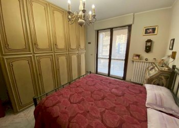 Camera da letto - Trilocale via Cogne, 37, Torino (zona Rebaudengo) - foto 27
