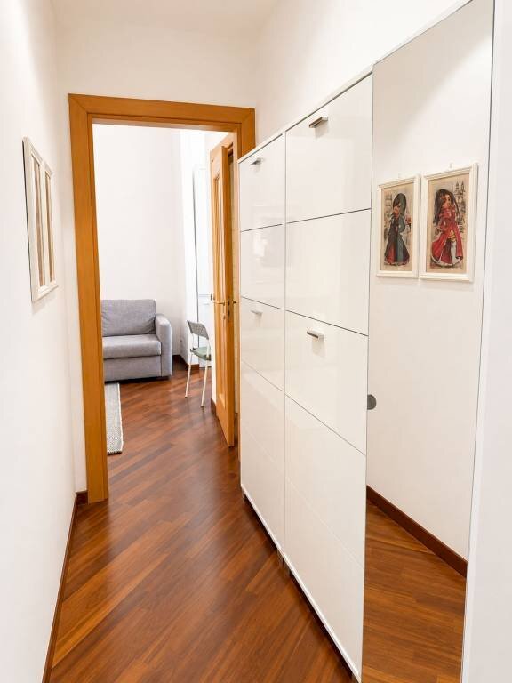 Corridoio - Two-room apartment via Scrivia, 5, Milano (neighborhood Ticinese) - photo 2