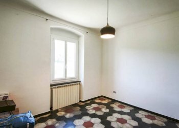Camera da letto - Apartment via Ca' De Mussi, Genova (neighborhood Marassi) - photo 19