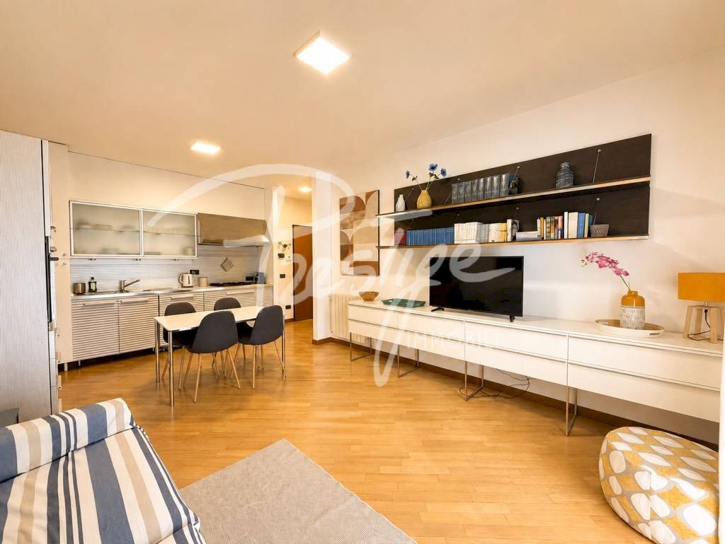 Salone - Bilocale viale San Bartolomeo, La Spezia - foto 1