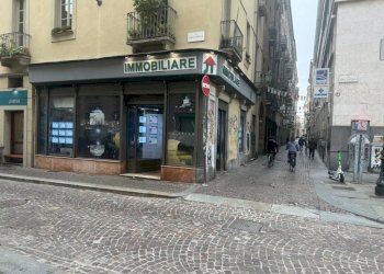 Zona - Shop via Sant'Agostino, 8, Torino (neighborhood Centro) - photo 1