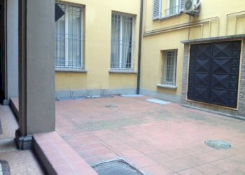 Cortile interno - Appartamento Bologna (zona Centro Storico) - foto 11