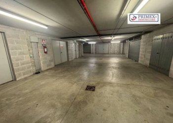 Box auto - Warehouse piazza Enrico Martini, Roma (neighborhood Mezzocammino) - photo 42