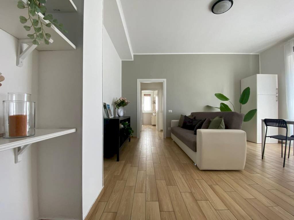 Salone - Two-room apartment via Domenico Millelire, 16, Milano - photo 2