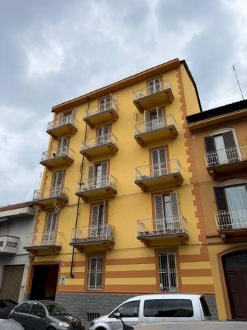 Facciata - Two-room apartment via Bioglio, 17, Torino (neighborhood Barriera Milano) - photo 1