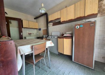 Cucina - Rustico Frazione Tanara, Rittana - foto 9