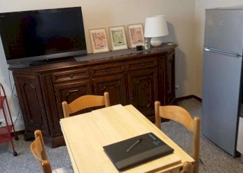 soggiorno con angolo cottura - Terreno non edificabile via Filadelfia, 29, Torino (zona Santa Rita) - foto 7
