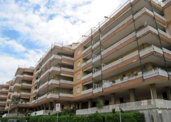 IMG_3144 (2) - Trilocale via LAMBOGLIA, 8, Ventimiglia - foto 2