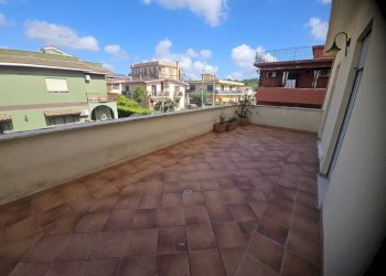 Terrazzo - Two-room apartment via Sangineto, Roma - photo 3