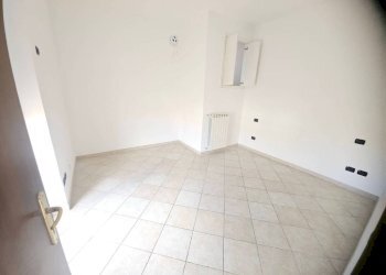 Camera da letto - Two-room apartment via Sangineto, Roma - photo 11