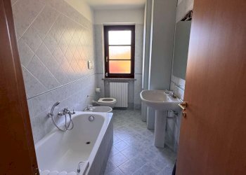 img_6308 - Four-room apartment via Filippo Scroppo, 4, Torre Pellice - photo 18