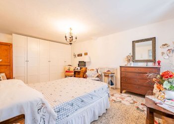 Camera - Small Villa via del Valentino, 43, Pinerolo - photo 8