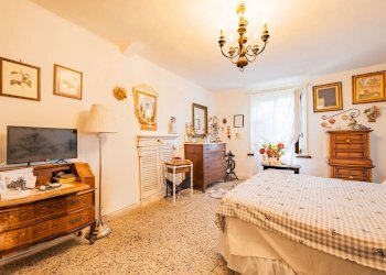 Camera - Small Villa via del Valentino, 43, Pinerolo - photo 9