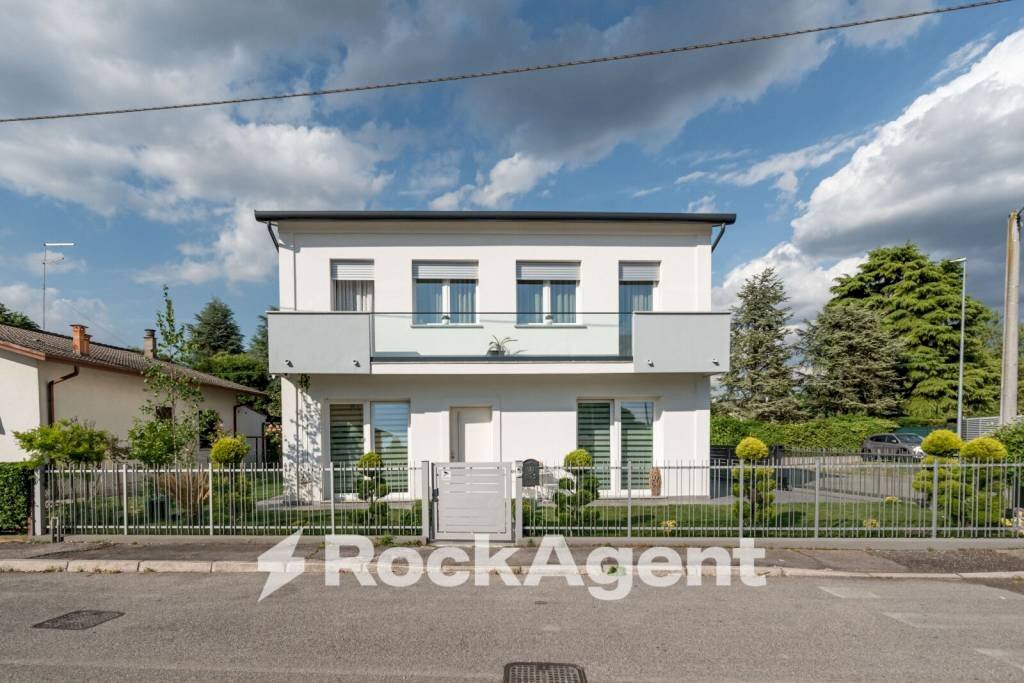 Facciata - Villa via Campania, 31, Selvazzano Dentro - photo 2