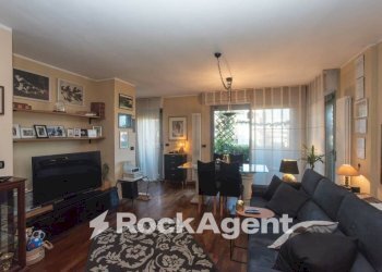 Salone - Three-room apartment viale Primo Vere, 148, Pescara - photo 7
