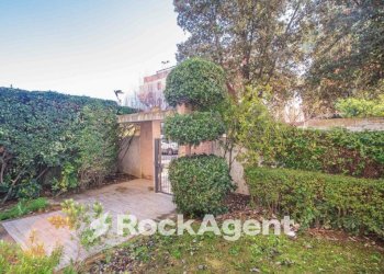 Giardino - Three-room apartment viale Primo Vere, 148, Pescara - photo 33