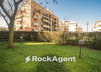 Giardino - Three-room apartment viale Primo Vere, 148, Pescara - photo 32