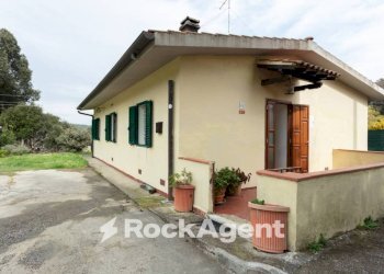 Facciata - Rustico via di Quarrata, 13, Livorno - foto 2