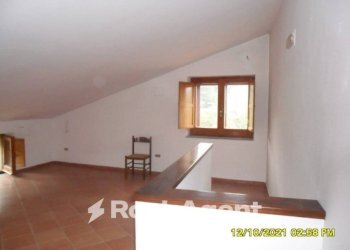 Stanza non arredata - Casa indipendente via Grisi, 2, Trecchina - foto 26